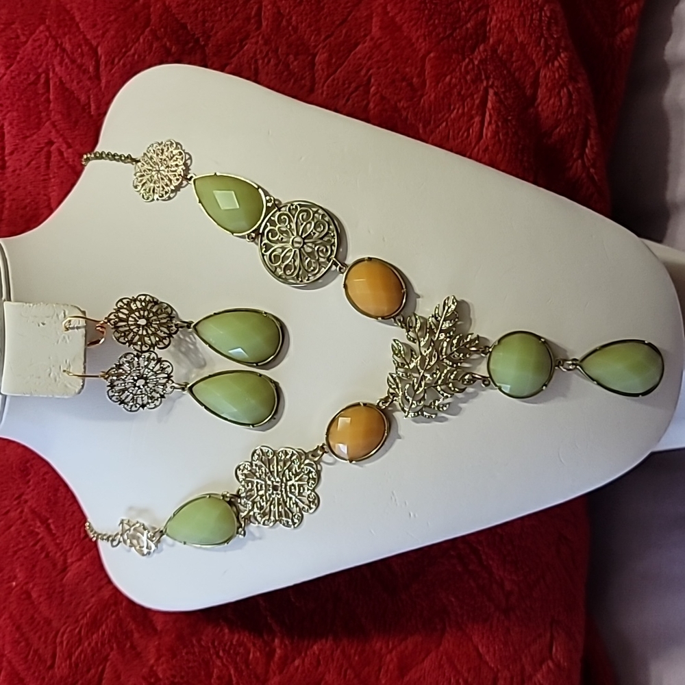 Green, Orange and Golden Coloured Filgree  Necklace and Earring Set